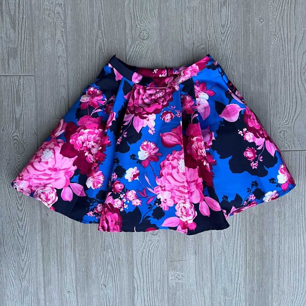 B Darlin Floral Skater Skirt Juniors Size 1/2 Blue Pink Rose Print Fit & Flare